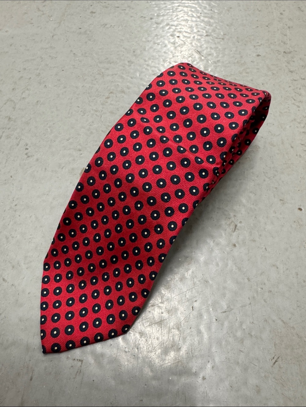 VTG Kenneth Gordon Perlis Classic Red Polka Dot Silk Men's Skinny Tie - USA